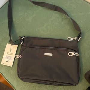 baggallini cross body bag